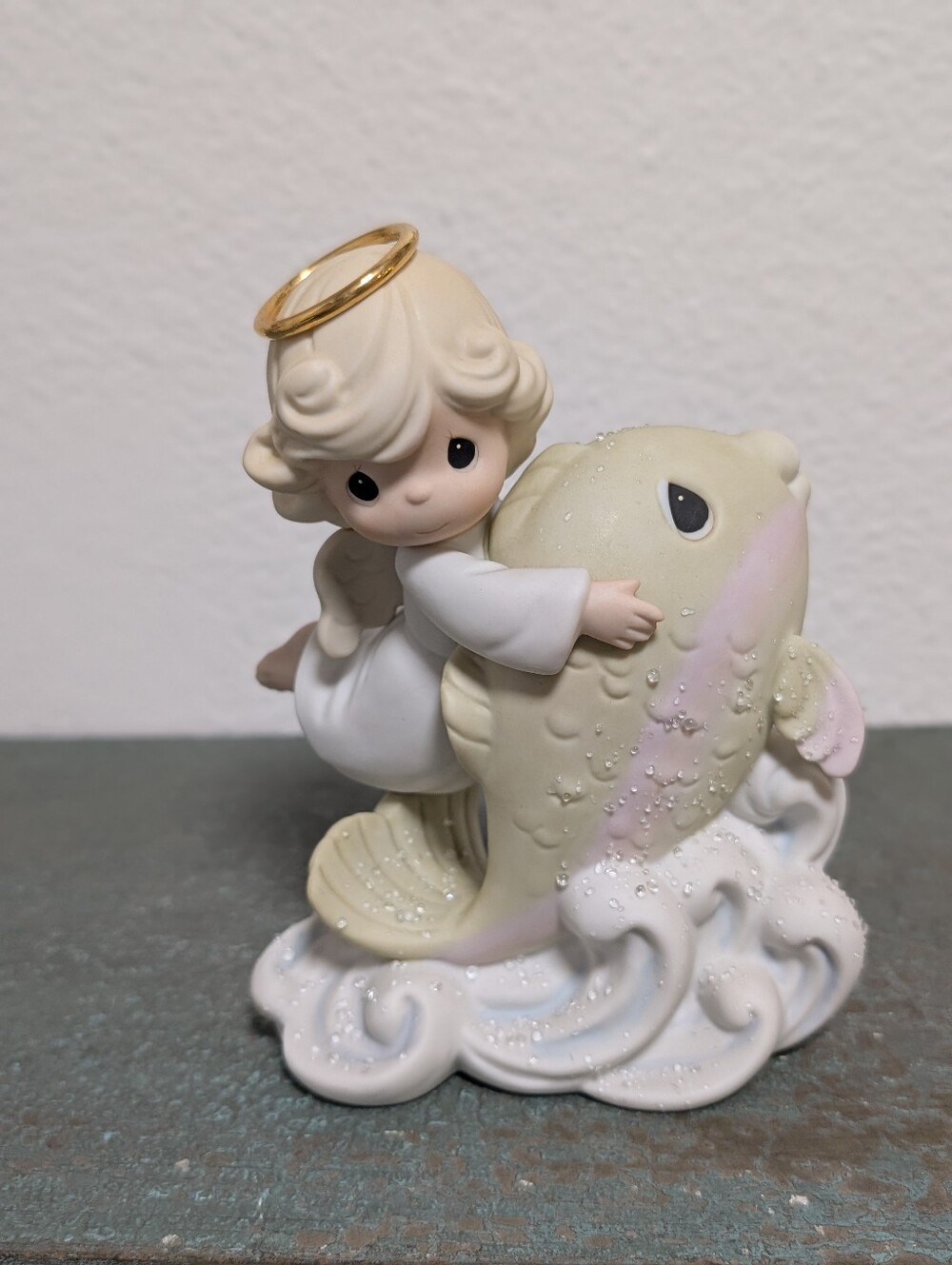 Precious Moments Fountains of Angels #384844 Chapel Excl Angel Riding Fish 1997
